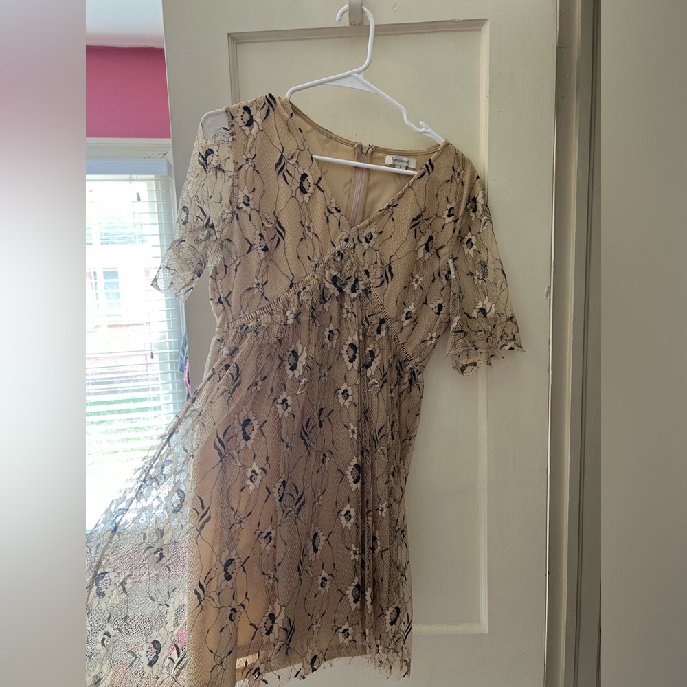 Women’s size small shirt lace dress